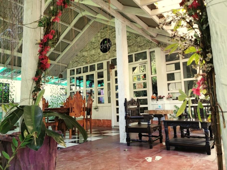 Dew Forest Garden Hotel - Tablas, Romblon アルカンタラ エクステリア 写真